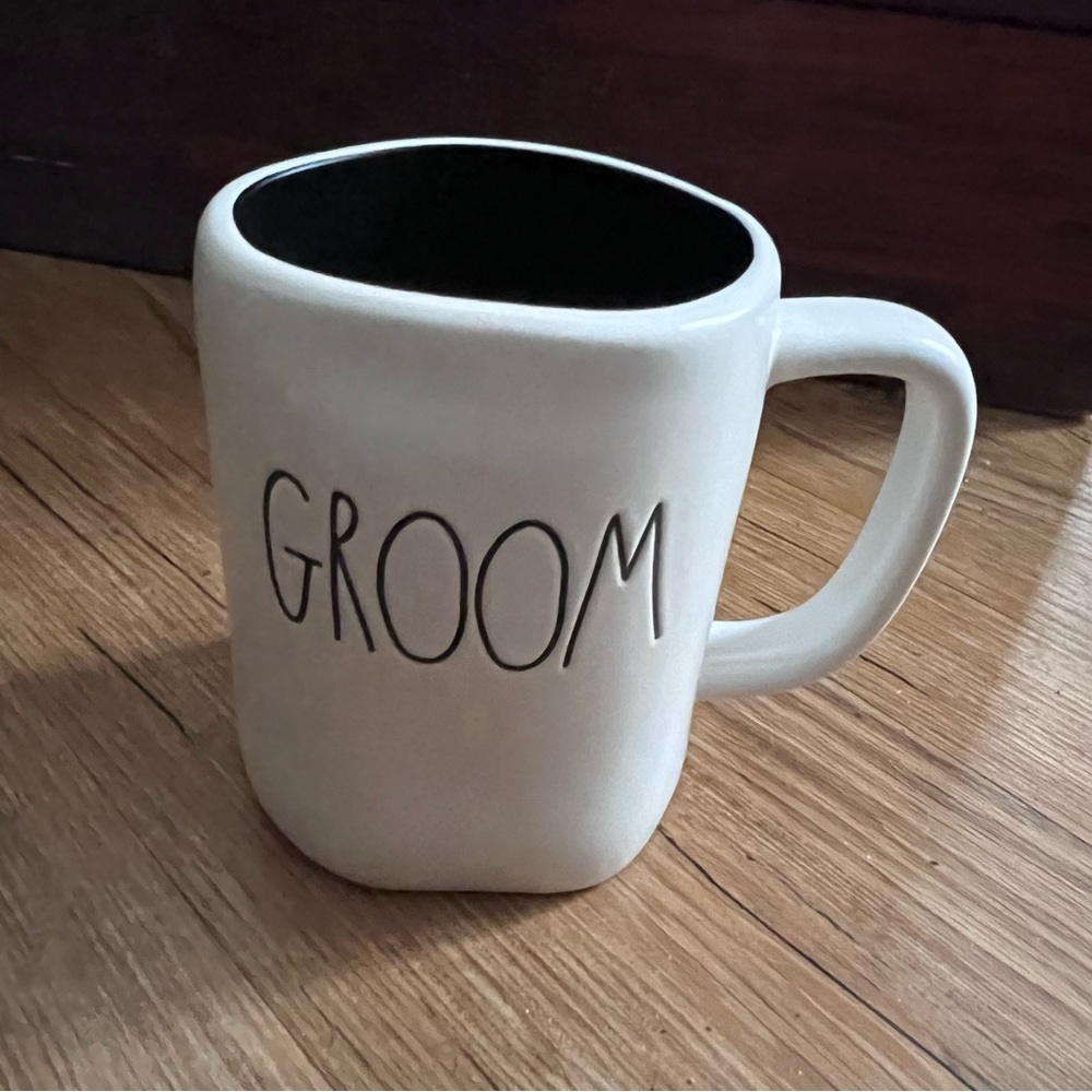 💙Rae Dunn “Groom” Mug